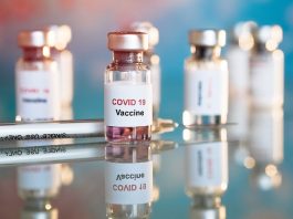 US approves Pfizer-BioNTech Covid vaccine