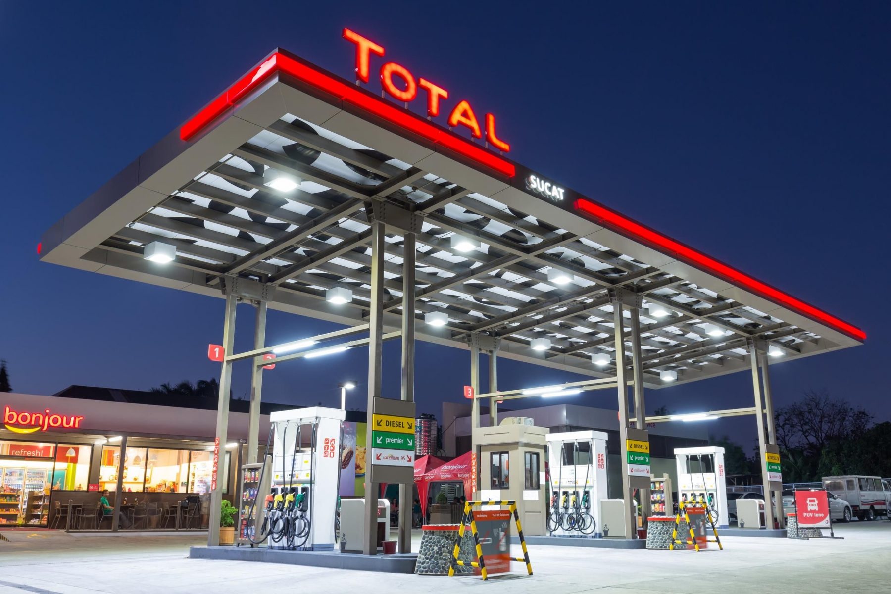 total fuel service station